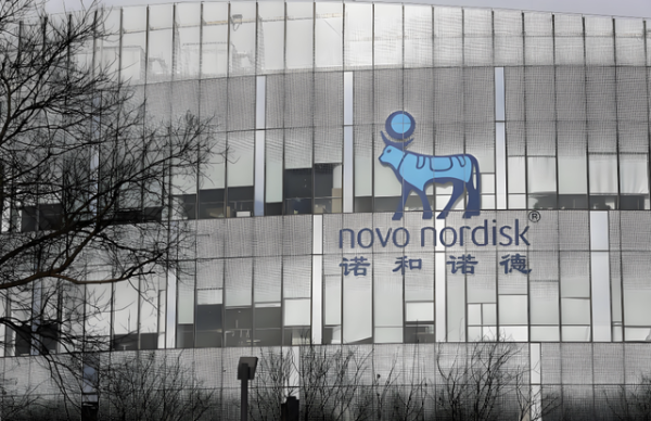 51策略 4300亿美元“灰飞烟灭”! 全球“药王”, 跌下神坛